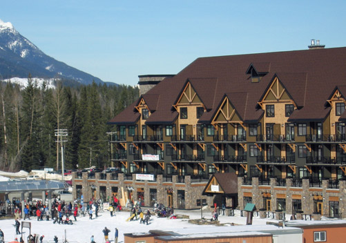 Kicking Horse Accommodations - Ski-in Ski-out