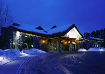 Lake Louise Inn | Lift & Accommodation Package Lake Louise