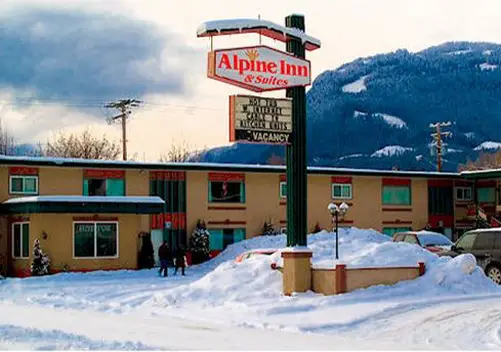 Revelstoke Hotels Accommodation Motels Lodging Alpine Inn Suites Budget Motel Downtown Click Image For Details