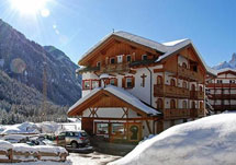 Garni Letzia | Dolomites ski vacation package