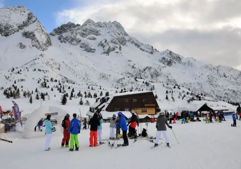 Skiwers at Passo del Tonale.