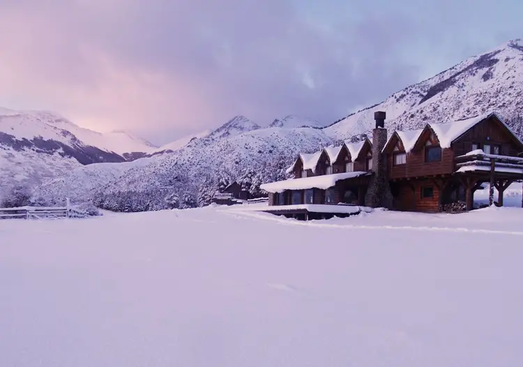 Baguales Mountain Reserve - The beautiful, rustic & very cozy Baguales Lodge