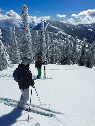 Ken describing the terrain