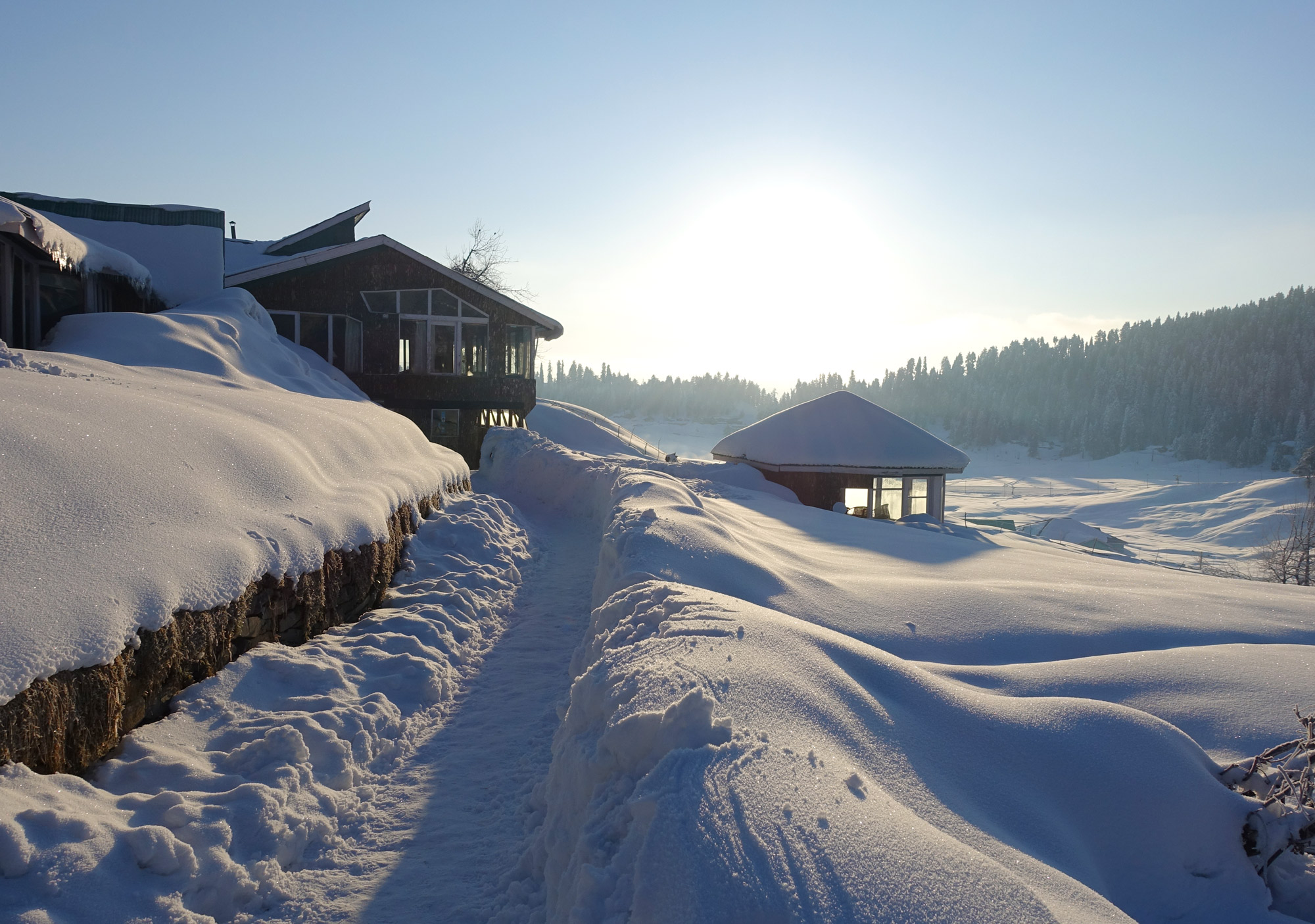 A short walk between the guest rooms & breakfast