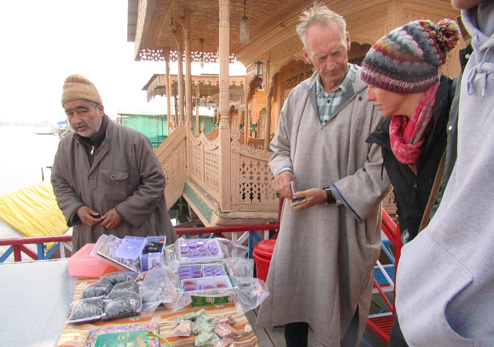 Shopping on Dal Lake