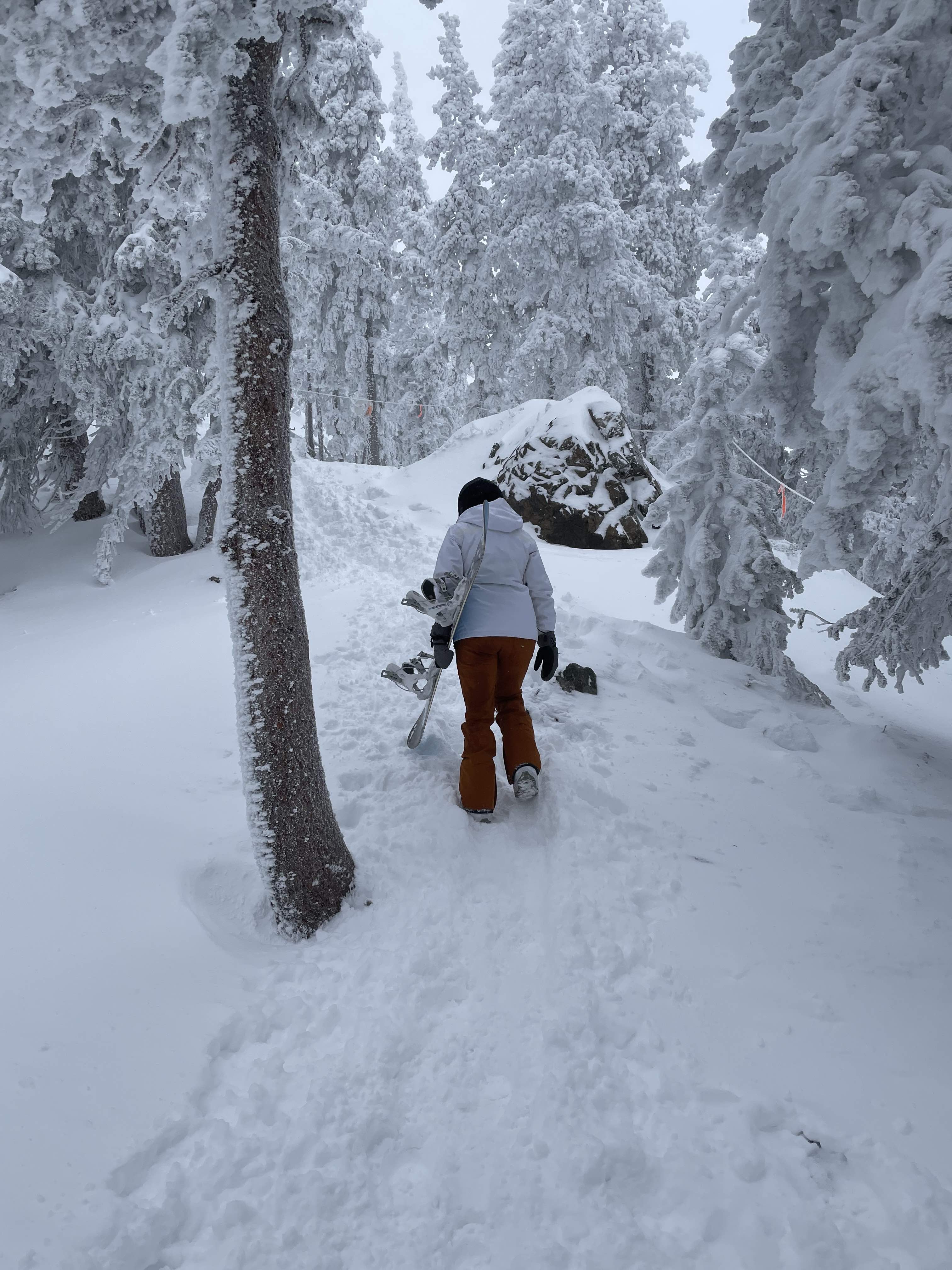 My wife hiking up to Highline Ridge