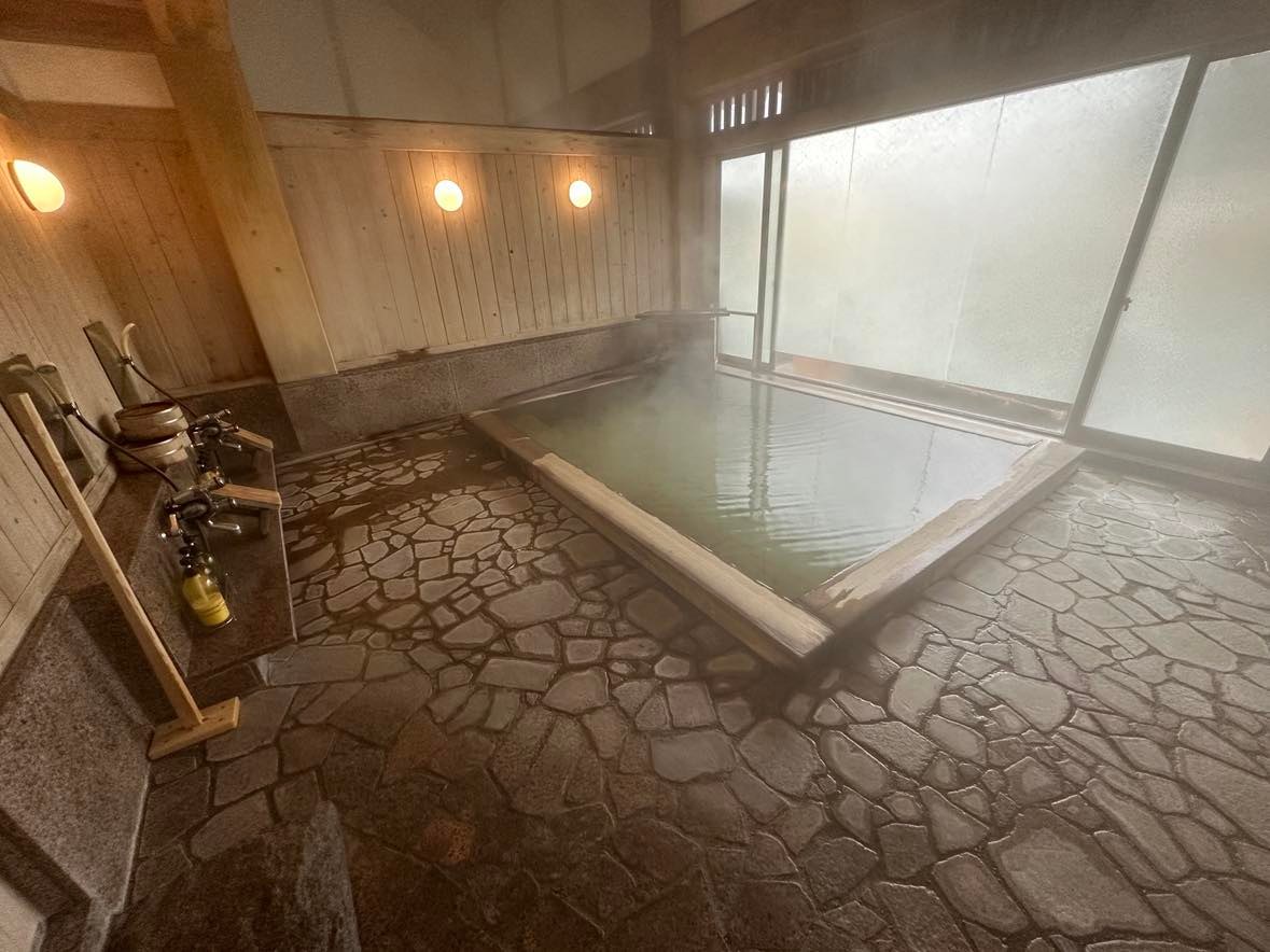 Indoor ladies bath