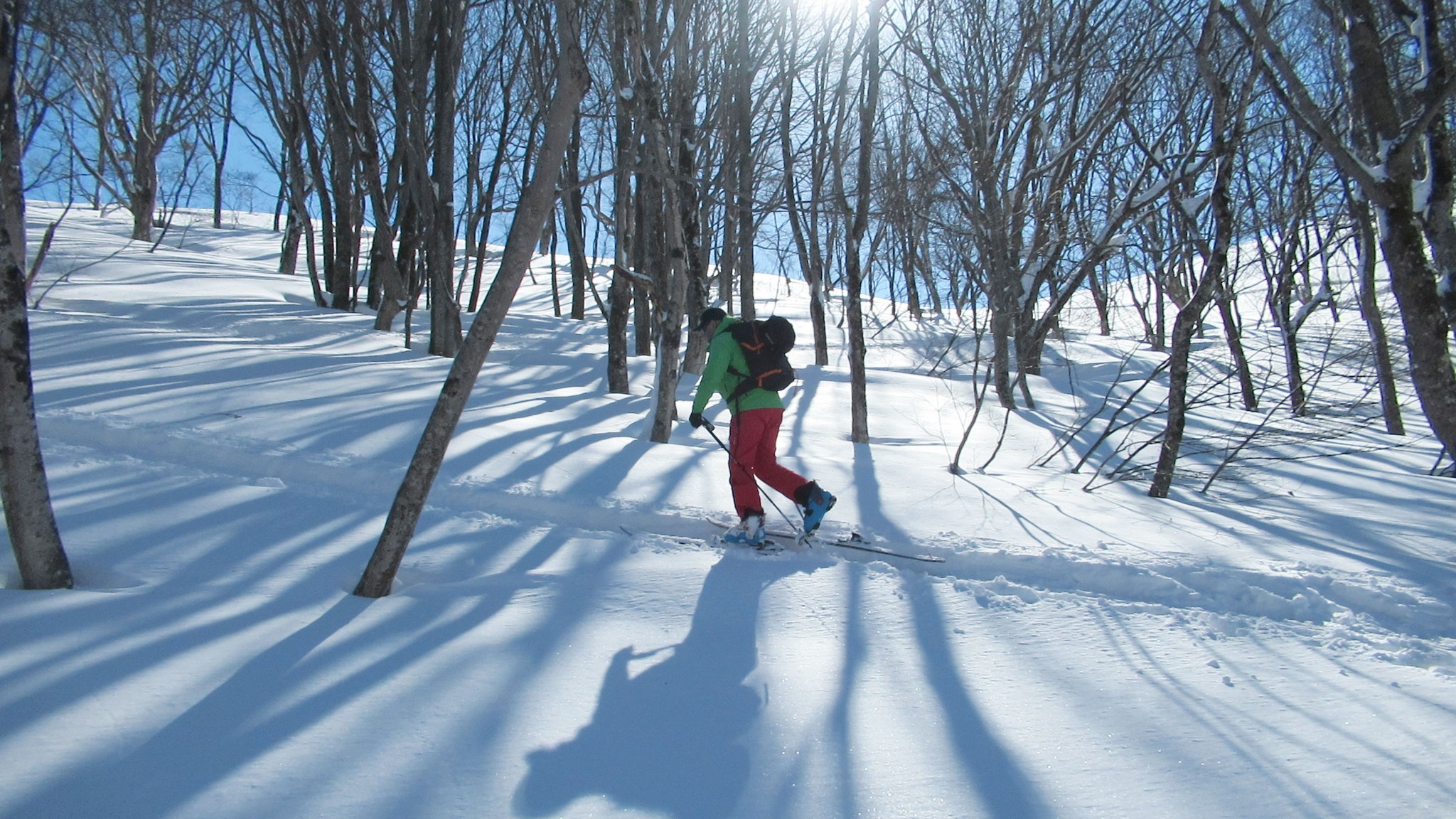 Options for ski touring on stormy or sunny days