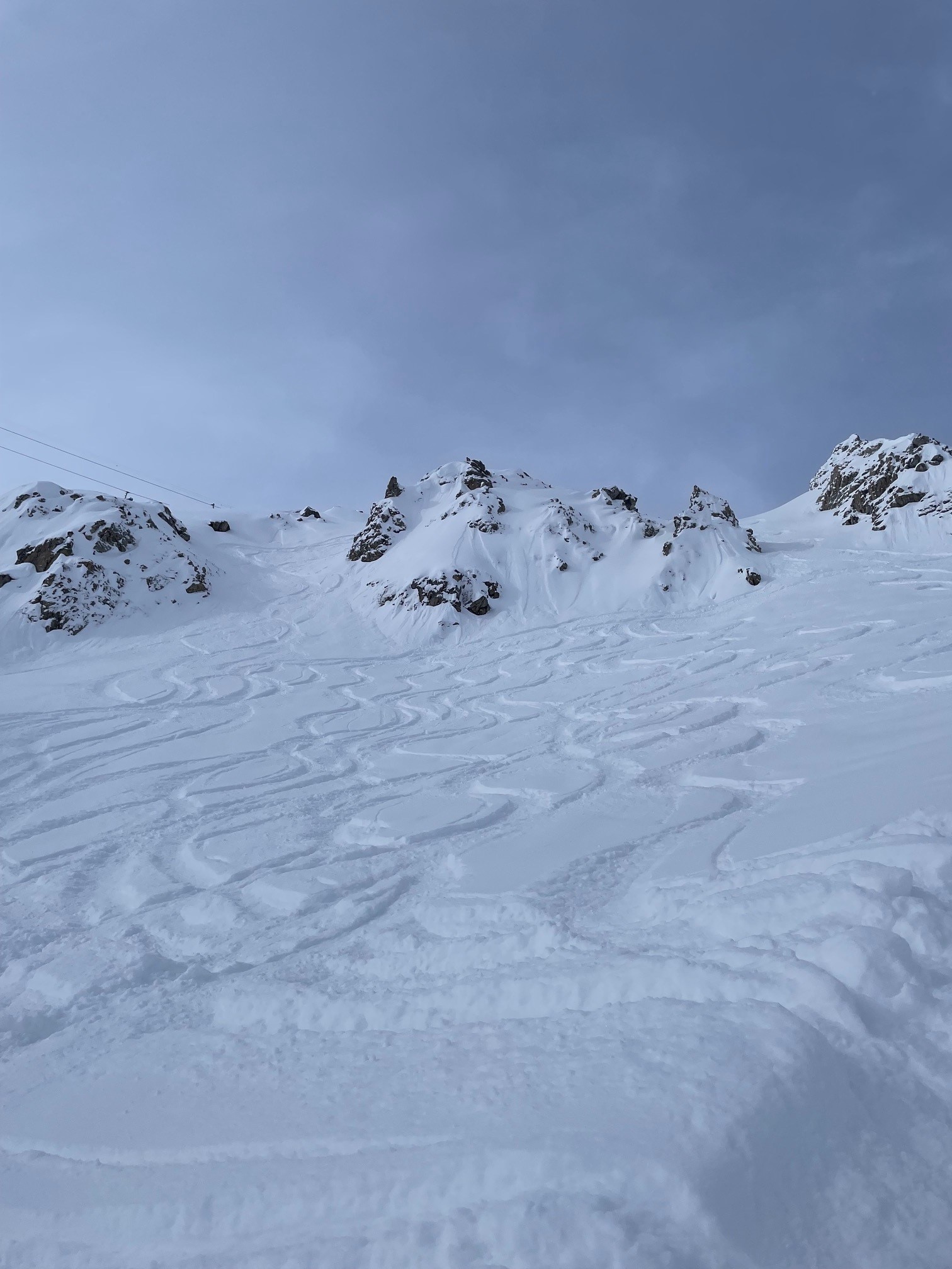 Fun off piste off the top of the blue-bubble chair in Grimentz