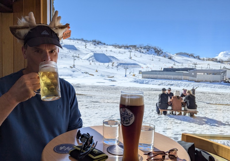 Après ski beers at White Spider Bar