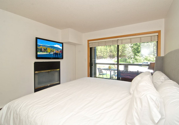 Powderhorn 3 Bedroom Apartment Whistler