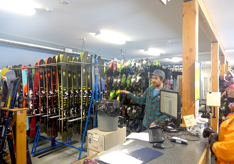 A Guide To Ski Hire In Val Thorens (2023) (Plus Intersport, 52 OFF