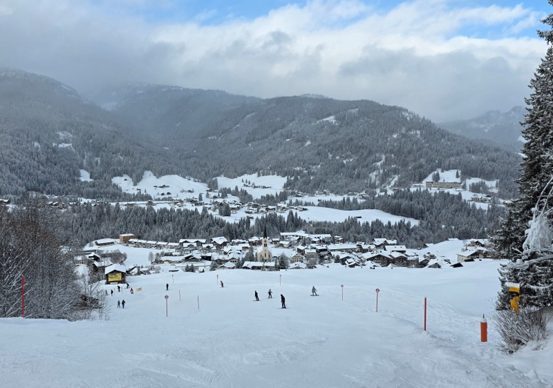 Kanzelwand ski resort with the town of Riezlern below