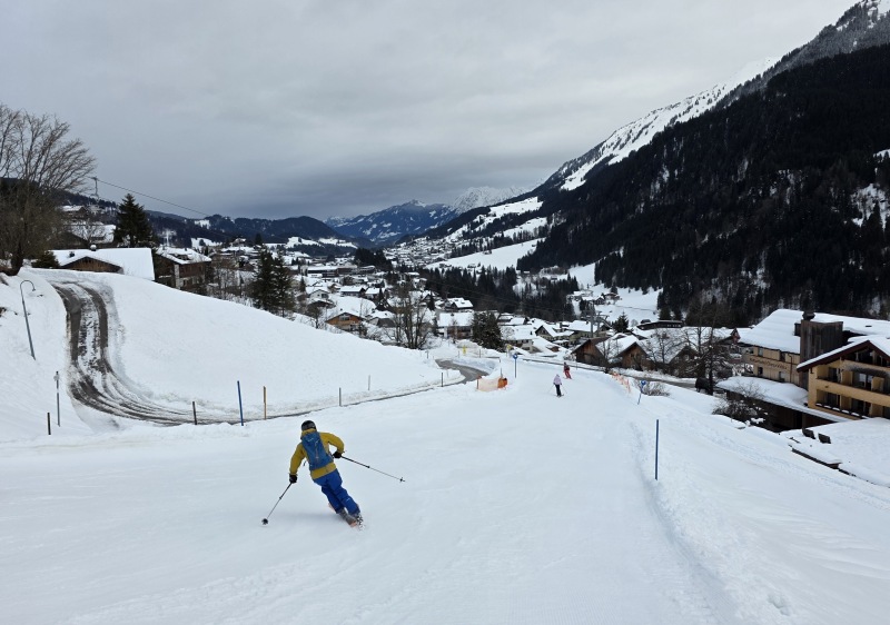 Heuberg skiing toward Hirschegg village with Riezlern in the far distance