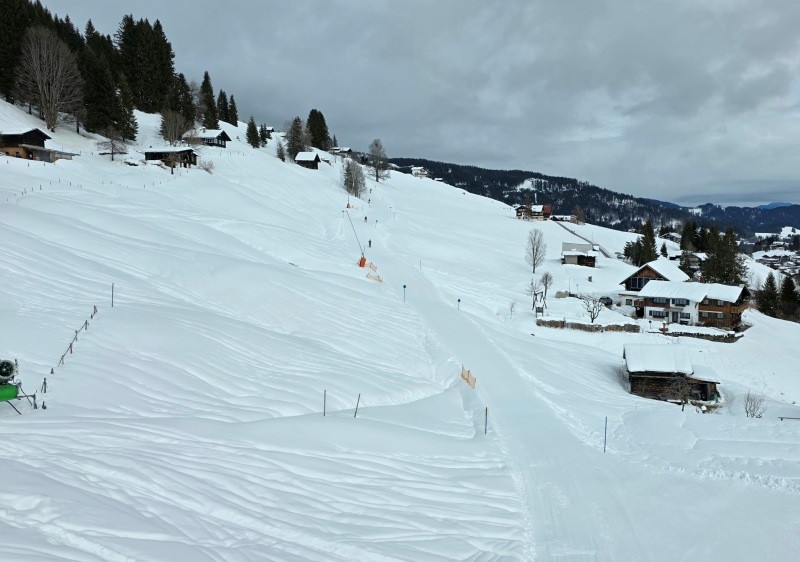 Another Heuberg traversing piste!