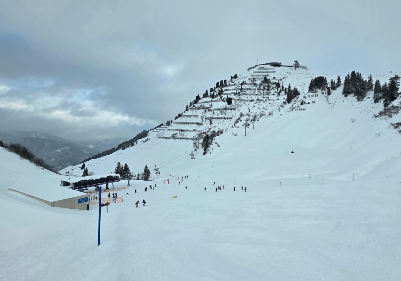 Kanzelwand upper mountain lift & terrain