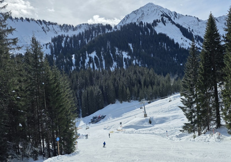 Ifen skiing