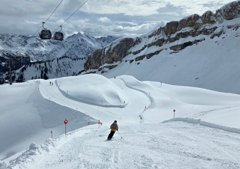 Piste skiing Ifen