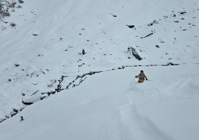 Steep & deep off-piste powder