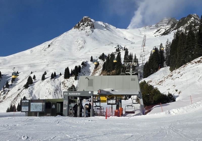 Hochhorndl chair, a rare quad in a resort of 6 & 8-seaters