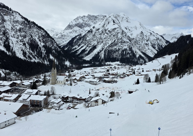 Mittelberg village