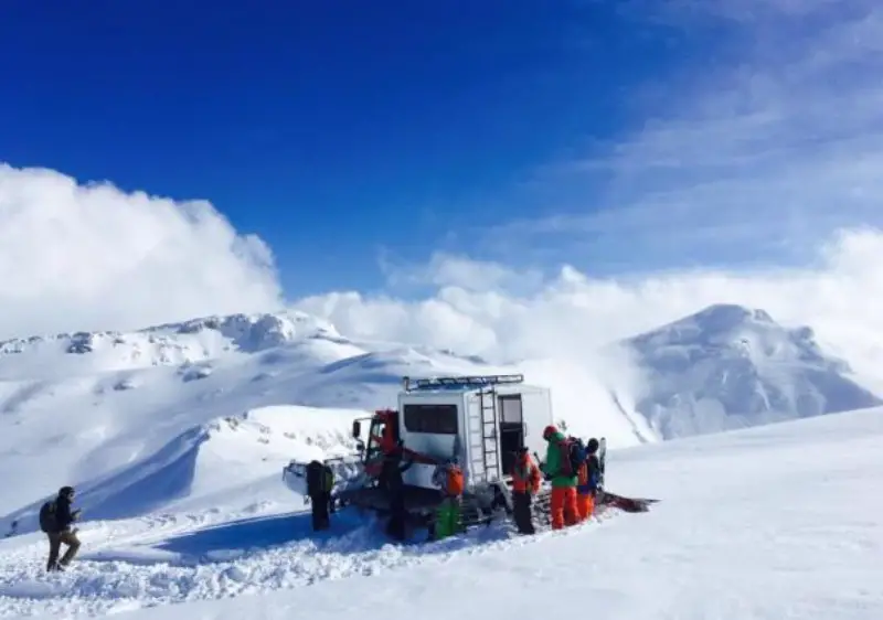 Lynx Freeride cat skiing Kosovo