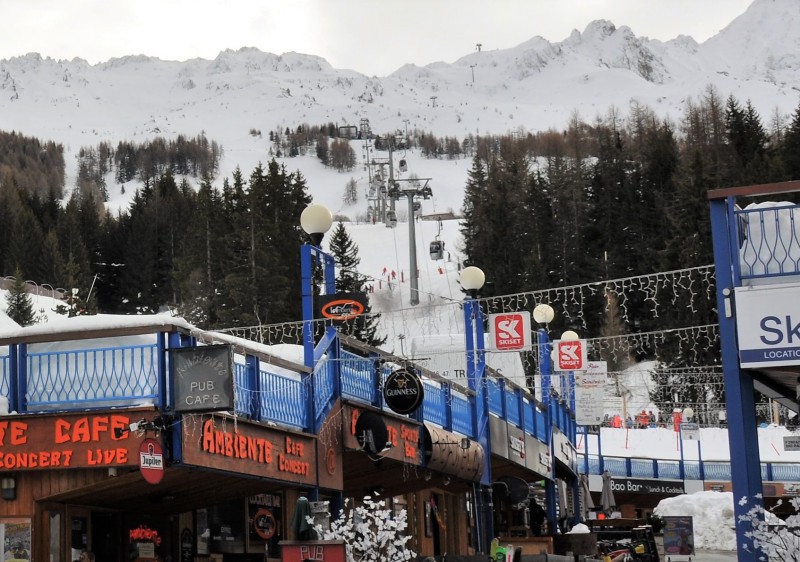 Les Arcs Ski & Snowboard Rentals Les Arcs Ski Equipment Hire