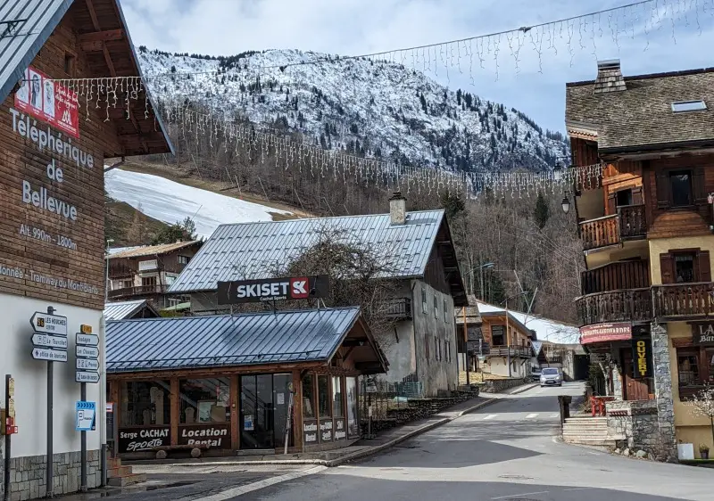 Les Houches Ski Resort Info Guide Les Houches Chamonix France Review