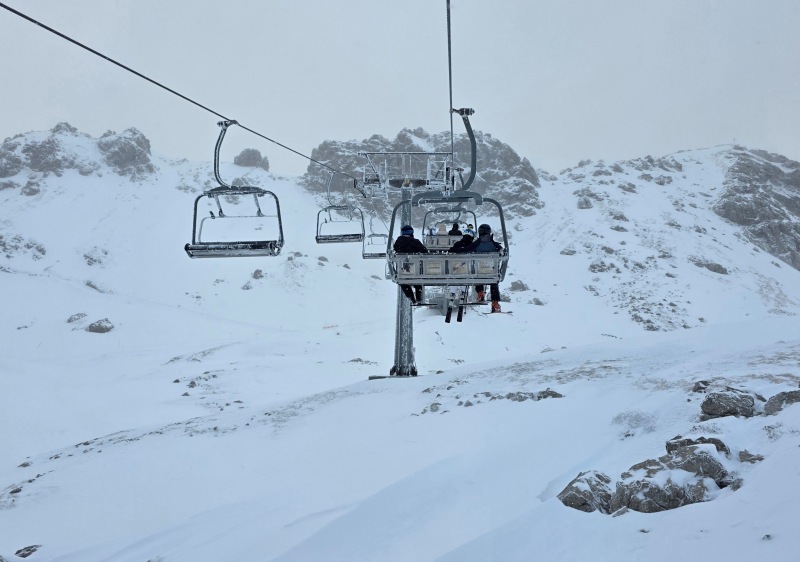 Koblat quad chair