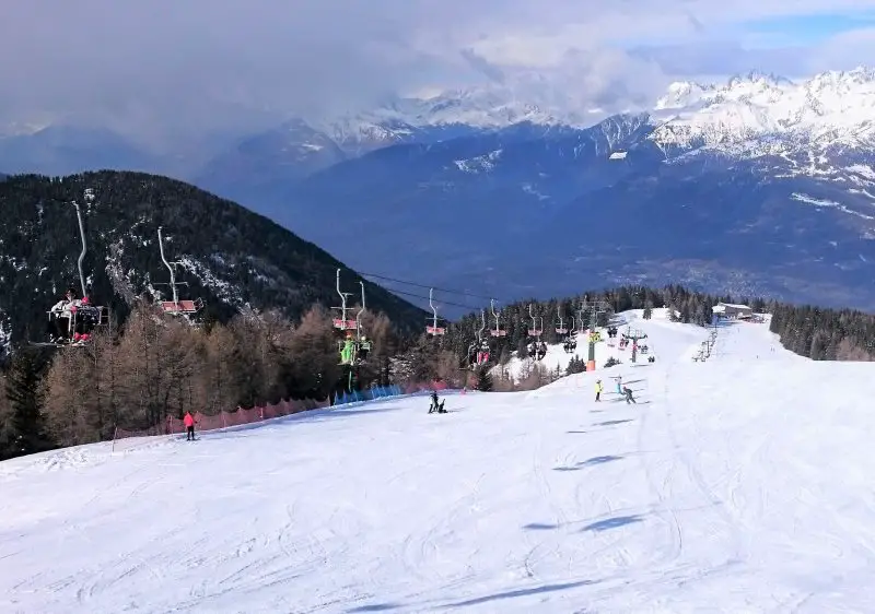 Aprica Ski Resort Info Guide | Aprica Lombardy Italy Review