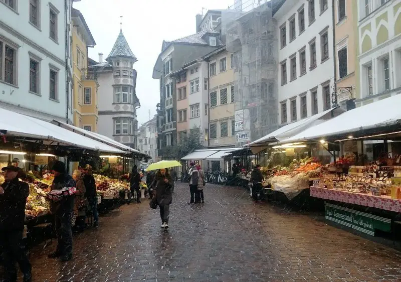 Enjoy Bolzano - Bozen & eat fresh at the morning markets in Piazza Erbe