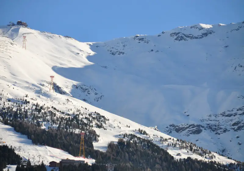 Vallone bowl at Bormio with the highest lifted point of Cima Bianca in the upper left
