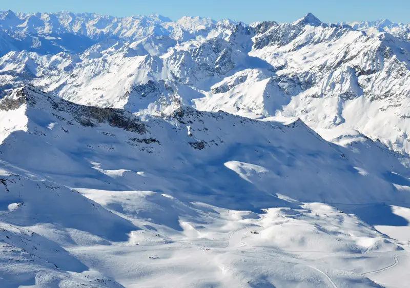 Cervinia off-piste terrain below Gran Sometta cold, dry snow on a north-aspect