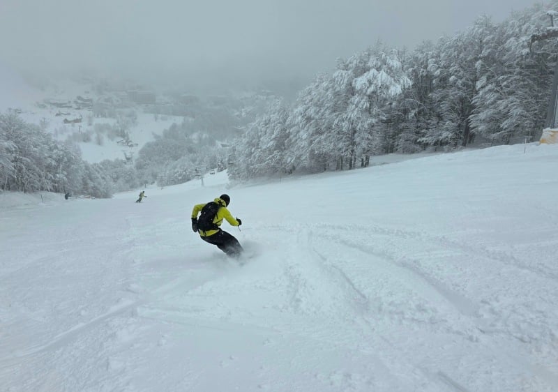 On-piste powder