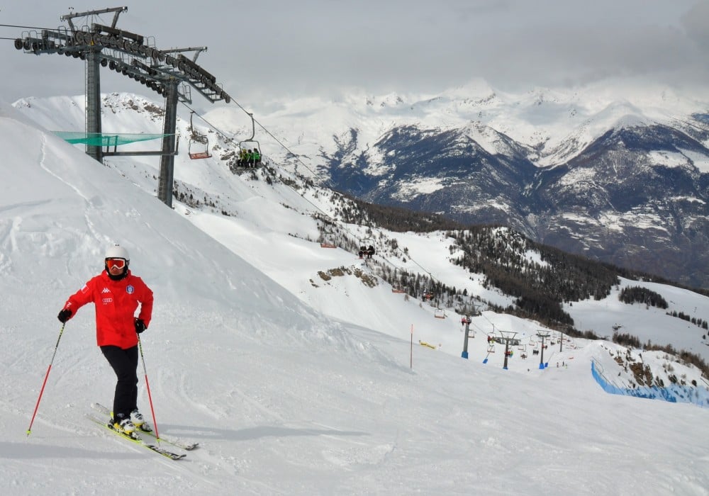 Ski the fantastic terrain of Pila with a local ski instructor