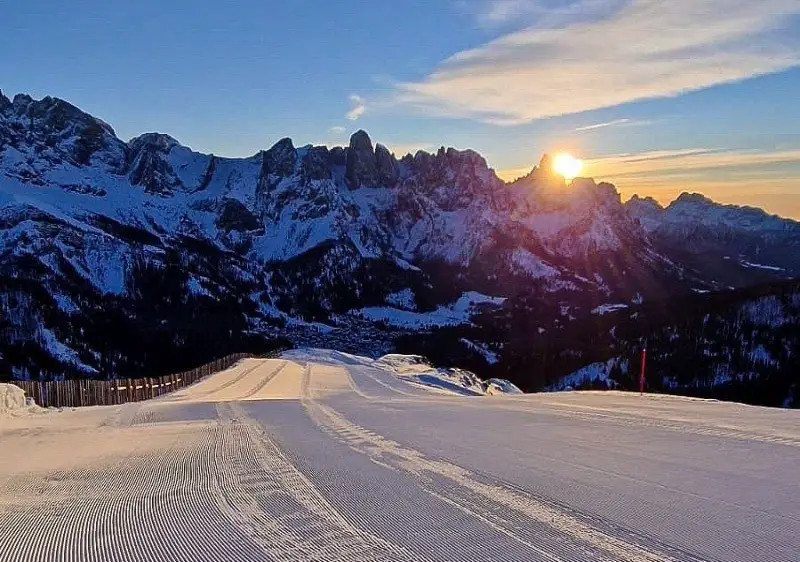 San Martino - Passo Rolle perfect groomed piste trail (photo @sanmartinorolle)