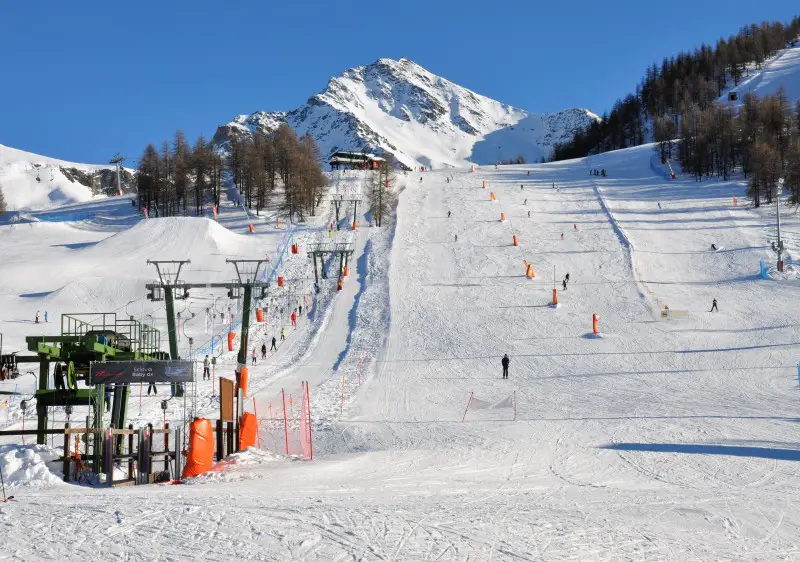 Sestriere Skiing & Snowboarding Ski Lifts, Terrain, Lift Pass, Trail Maps