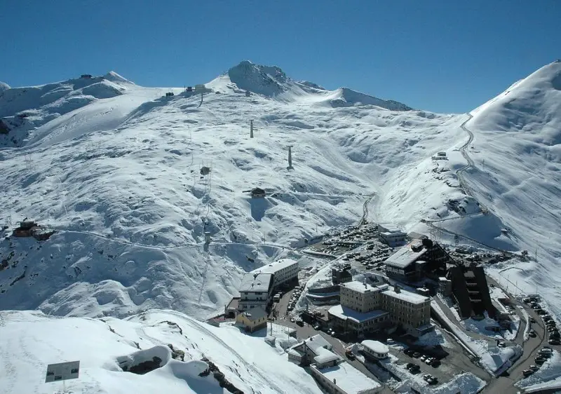 Stelvio Pass - Stilfserjoch summer ski resort Italy