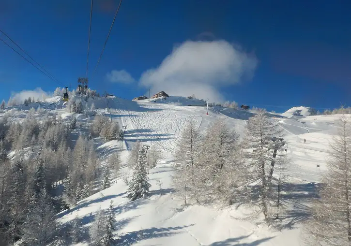 La Thuile ski resort. Approaching 2200m on the Les Suches gondola.