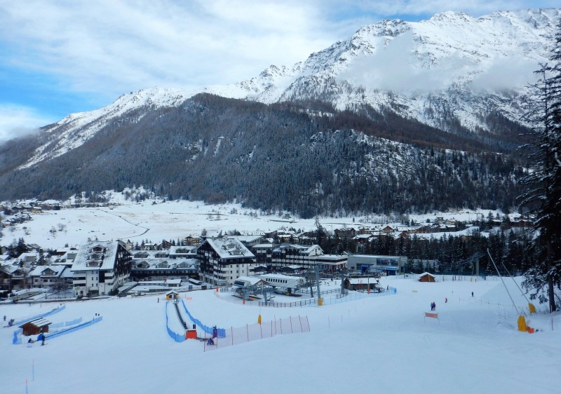 La Thuile Ski Resort Info Guide LaThuile, Espace San Bernardo Italy Review