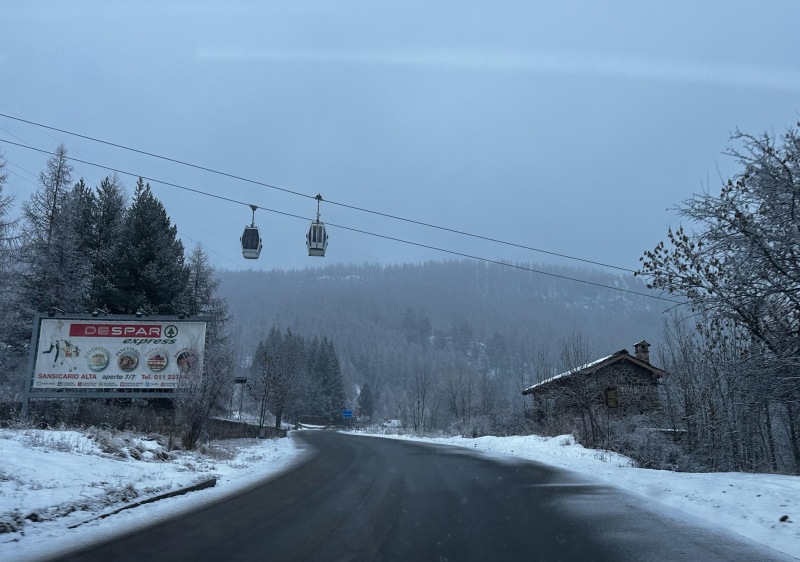 Driving to Sestriere from Oulx under the Sansicario gondola
