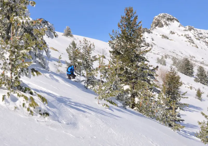 Freeride skiing in the Pelister backcountry