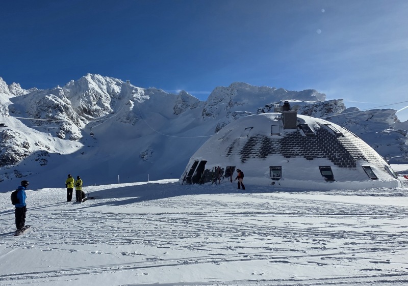 Col des Gentianes