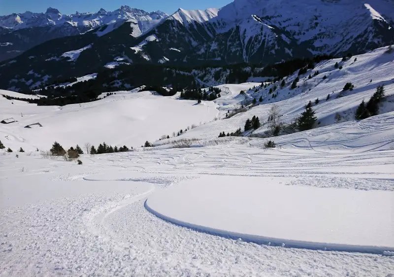 Cheeky powder stashes are everywhere at Champoussin