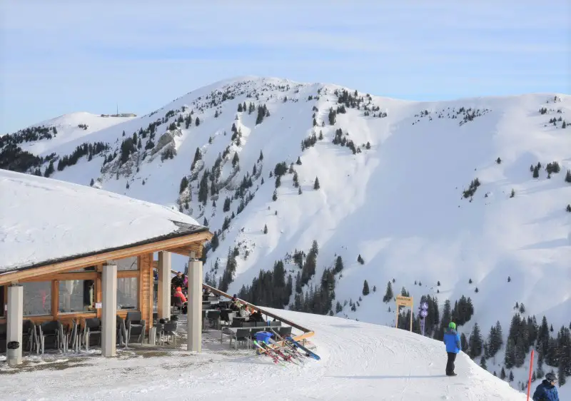 Gstaad Ski Resort Info Guide  Gstaad-Zweisimmen Switzerland Review