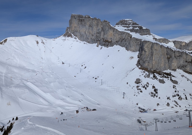 Leysin Ski Resort Info Guide LeysinLes MossesLa Lécherette Switzerland Review