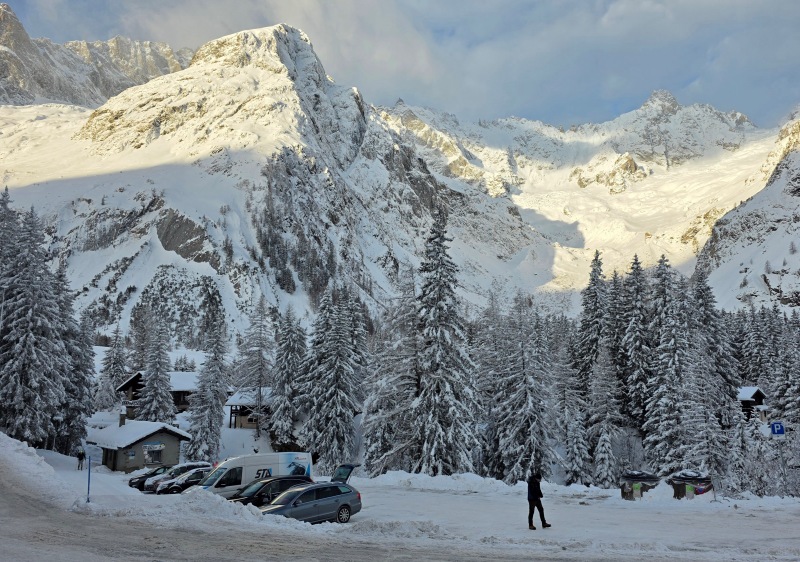 Parking at La Fouly