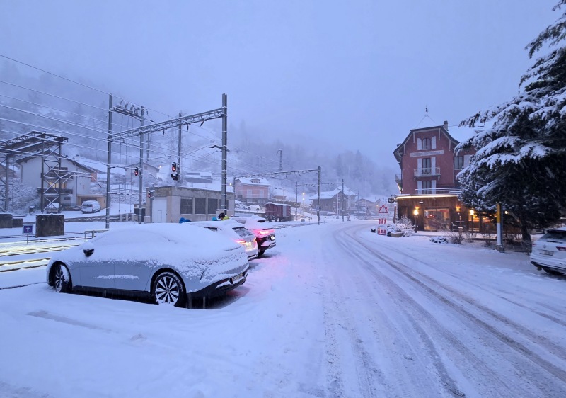 Accommodation & parking at Orsieres