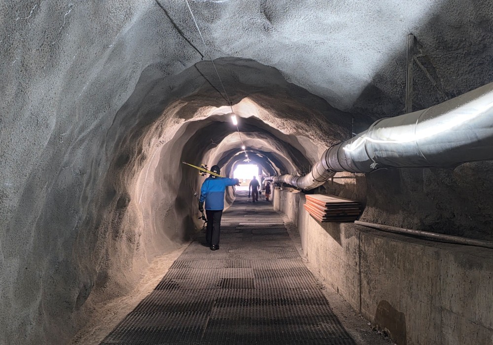 Tunnel walk to the Eisee chairlift at Sorenberg