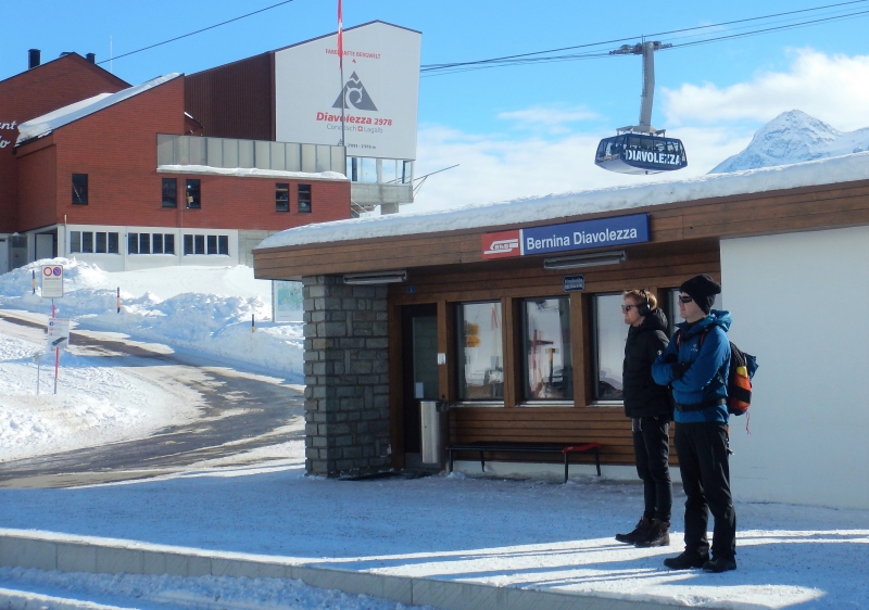 Travel to St Moritz Getting to St Moritz Fights, Trains, Transfers